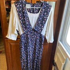 Vintage Paquette Too! Floral Jumpsuit with White Sleeves